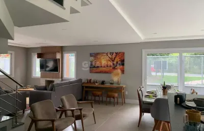 Casa em condomínio fechado com 4 quartos para alugar na Avenida Coronel Marcos, Ipanema, Porto Alegre