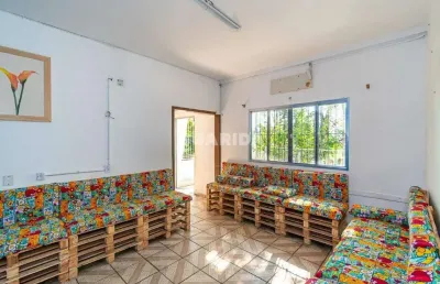 Casa residencial/sobrado com 4 dormitórios, 1 vaga de garagem no bairro alto petrópolis