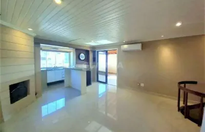 Cobertura com 2 dormitórios, e 2 vagas de garagem no bairro cristal