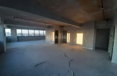 Conjunto comercial com terraço privativo no bairro moinhos de vento.