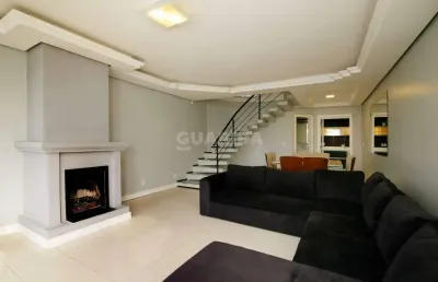 Casa mobiliada com 3 dormitórios suíte com sacada para alugar no bairro alto petrópolis, com 03 vagas/lareira/piscina!