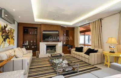Casa mobiliada de 401 m² com 3 dormitórios sendo 1 suíte máster no bairro menino deus.