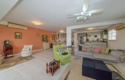 Casa em condomínio mobiliada 4 quartos, sendo 3 suítes no bairro chácaras das pedras.