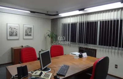 Conjunto comercial com 7 salas no bairro mont serrat.