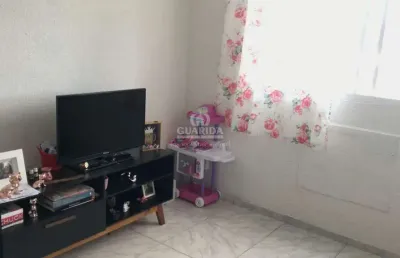 Apartamento mobiliado de 2 dormitórios no bairro alto petrópolis.