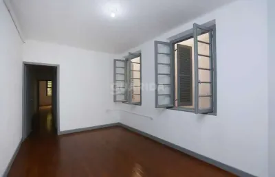 Apartamento de 4 dormitórios no bairro centro histórico.