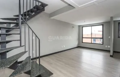Apartamento no estilo duplex com 2 dormitórios no bairro jardim botânico - porto alegre/rs