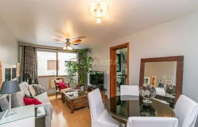 Apartamento mobiliado com 1 dormitório e 1 vaga de garagem coberta, no bairro petrópolis - porto alegre/rs