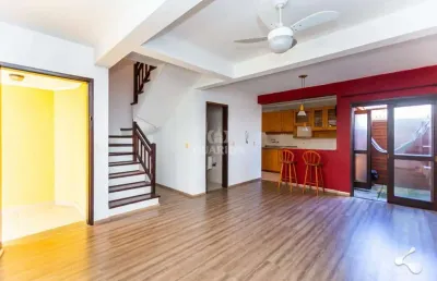 Casa com 3 dormitórios, sendo 1 suíte, no bairro teresópolis - porto alegre/rs