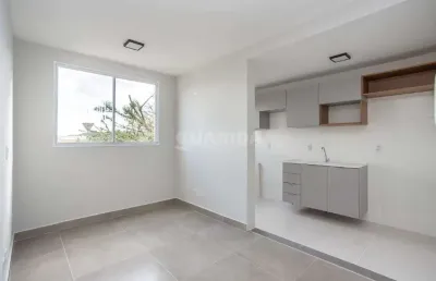 Apartamento com 2 dormitórios e 1 vaga de garagem no bairro tristeza