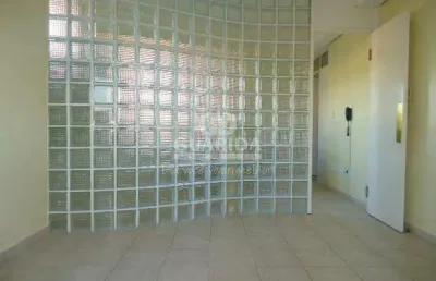 Conjunto comercial no bairro azenha - porto alegre/rs
