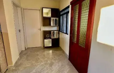 Apartamento com 2 dormitórios para alugar no bairro vila jardim.