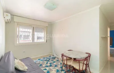 Apartamento com 2 quartos e semimobiliado na zona sul!