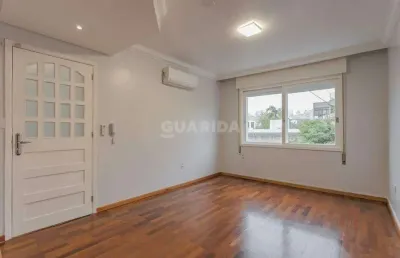 Apartamento com 3 dormitórios no bairro rio branco.