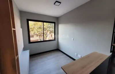 Apartamento semimobiliado com 1 dormitório no bairro jardim botânico