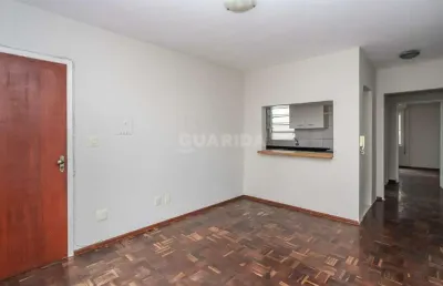 Apartamento de 1 dormitório com 1 vaga de garagem, no bairro floresta - porto alegre/rs