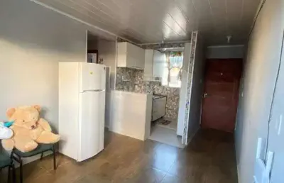 Apartamento com 2 quartos para alugar na Rua Fernando Camarano, Jardim Leopoldina, Porto Alegre