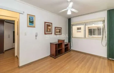 Apartamento mobiliado com 1 dormitório no bairro cidade baixa!