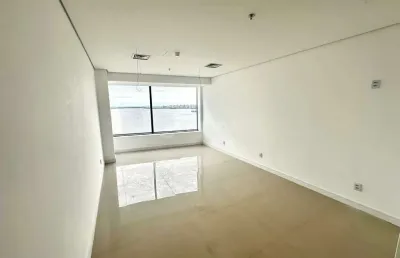 Sala comercial para alugar na Avenida Padre Cacique, Praia de Belas, Porto Alegre