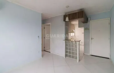 Apartamento com 2 dormitórios e 1 vaga de garagem no bairro cavalhada