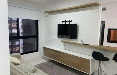 Lindo apartamento cpm 2 quartos e mobiliado no central park!