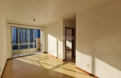 Apartamento de 2 dormitórios no bairro jardim lindóia, localizado no 6º andar com sacada!