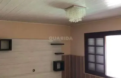 Casa residencial com 2 dormitórios para alugar no bairro jardim do salso.