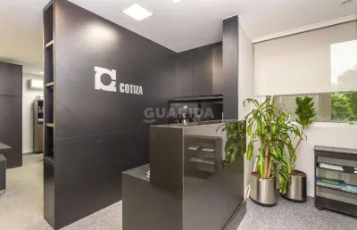 Conjunto comercial com 1 vaga coberta no bairro moinhos de vento