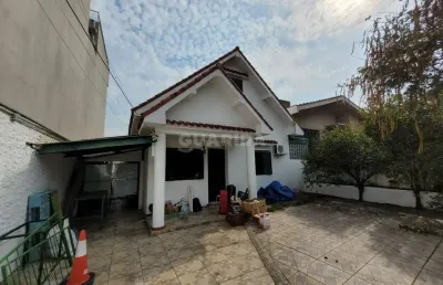Casa residencial/sobrado para aluguel, 3 quartos, 1 suíte, 6 vagas, chácara das pedras - porto alegre/rs