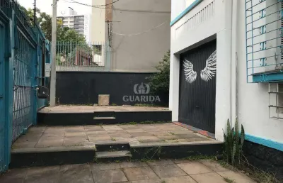 Casa com 4 quartos para alugar na Rua Faria Santos, Petrópolis, Porto Alegre