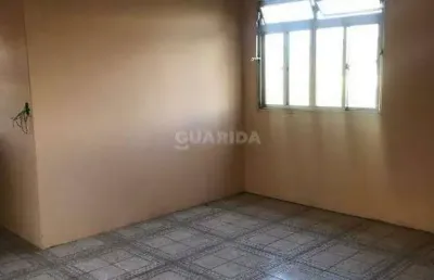 Casa residencial de 02 andares com 1 dormitório no bairro menino deus