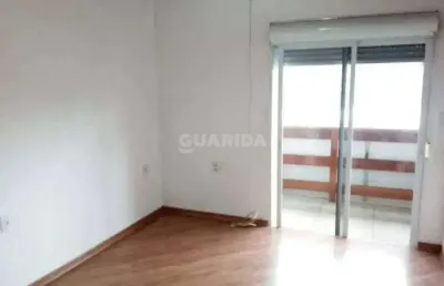 Casa residencial com 2 domitórios, no bairro cristal