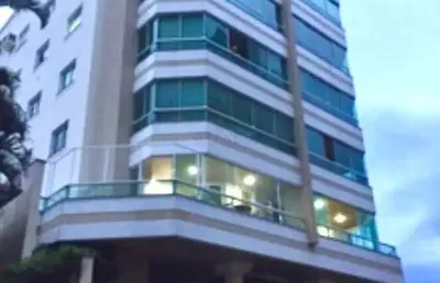 Apartamento à venda com 3 suítes e piscina privativa no bairro vila nova - blume