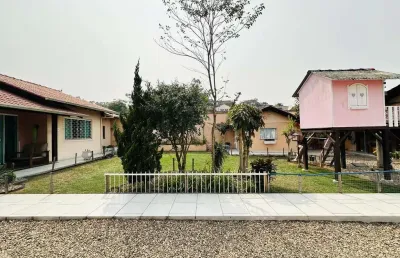 2 lindas casas edificadas em um terreno com 720 m2 em indaial-sc