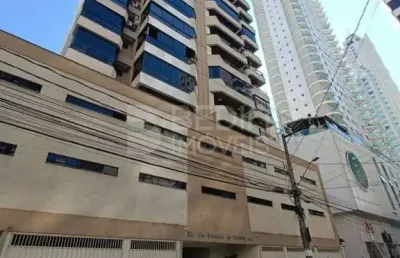 Apartamento com 2 quartos para alugar na Rua 2300, Centro, Balneário Camboriú