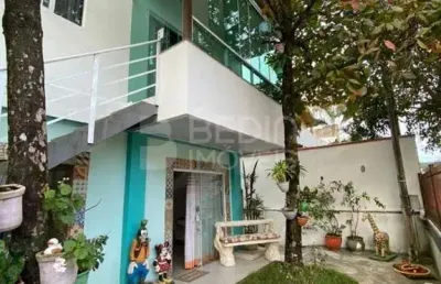 Casa 04 dormitórios a venda monte alegre - camboriú