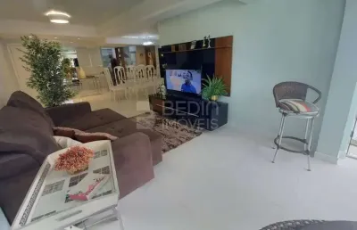 Apartamento 03 dormitórios locação temporada quadra mar balneário camboriú aconcágua