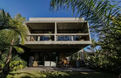 Casas em condomínio fechado estaleiro a venda balneário camboriú