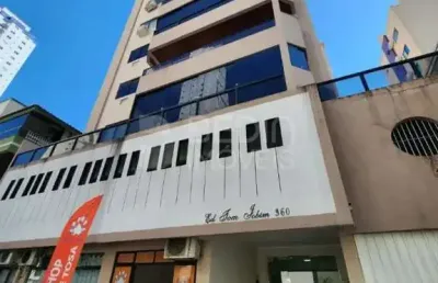 Apartamento 02 dormitórios a venda centro balneário camboriú tom jobim