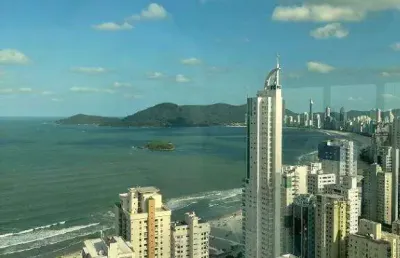 Andar alto - vista mar - 3 suítes - área de lazer completa - novo - balneário camboriú