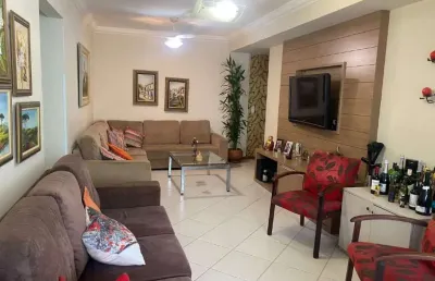 Apartamento mobiliado - ótima localização - à 400m da praia - 2 dormitórios - 1 vaga