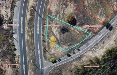Terreno comercial à venda na Avenida dos Florais, 1, Ribeirão do Lipa, Cuiabá