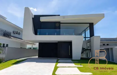 Casa alto padrão com 04 suítes no condomínio caledônia