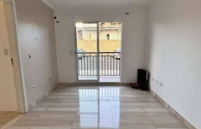 Locação - apartamento térreo sem mobilia, em condomínio fechado