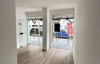 Sala comercial térrea 60m², poucos metros da avenida brasil, centro bc