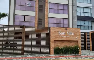 Apartamento com 01 suíte + 02 dormitórios, 02 vagas cobertas no centro.