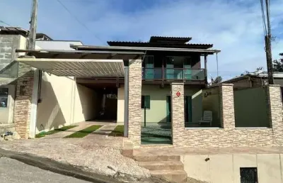 Locação - ampla casa com 01 suíte + 01 dormitório, amplo quintal e 03 vagas