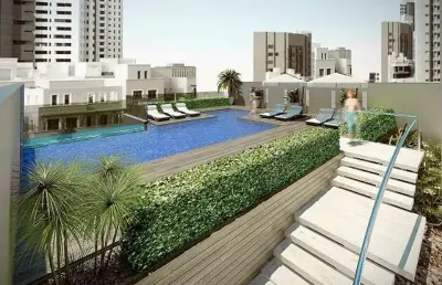 Linda cobertura com elevador panorâmico na quadra mar - vista para mar - parcela direto