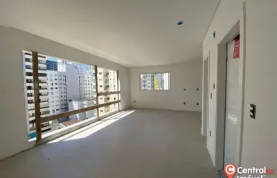 Apartamento com 3 dormitórios à venda, 125 m² por r$ 1.800.000,00 - centro - bal