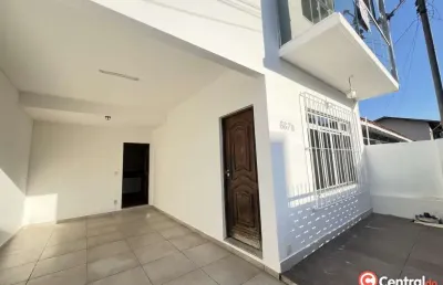 Casa de 160 m² à locação – 3 quartos, suíte e rua reta ao mar r$6.500,00/mês